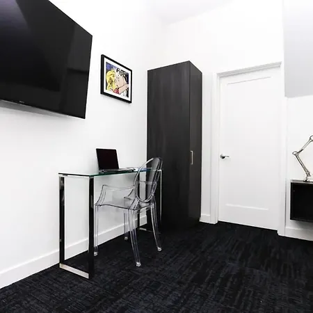 Apartment Stylish In Historic - Unit #405 *