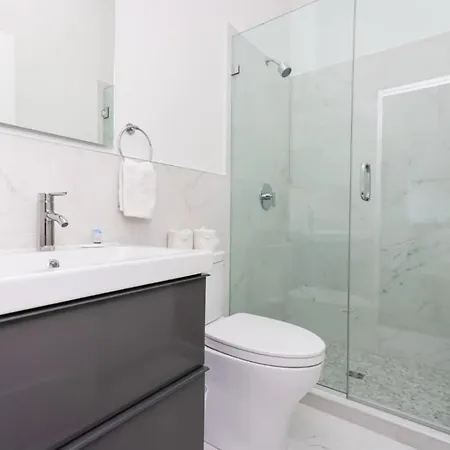 Apartment Stylish In Historic - Unit #405