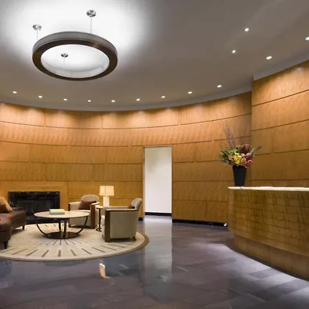 Back Bay 1br W Wd Gym Doorman Nr T Station Bos-86 Apartment