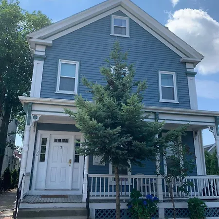 Apartment Beautiful 2-bedroom, 2-bath Townhouse Boston