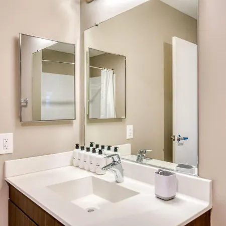 Blueground North Station Gm Wd Nr Dining Bos-1018 Apartment *