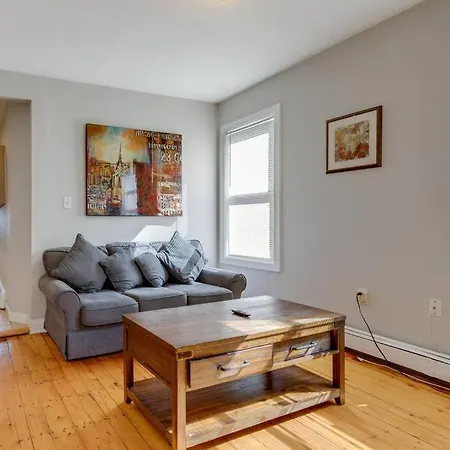 New! Near Mbta, 3 Mi To Fenway! Apartment Boston