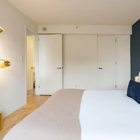 Back Bay 1br W Gym Doorman Nr Esplanade Bos-250