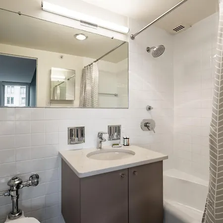 Back Bay 1br W Gym Doorman Nr Esplanade Bos-250 Boston