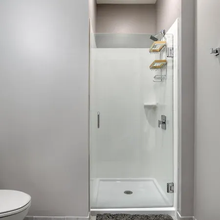 Brighton Jr 1br W Gym Wd On The River Bos-996 Apartment *