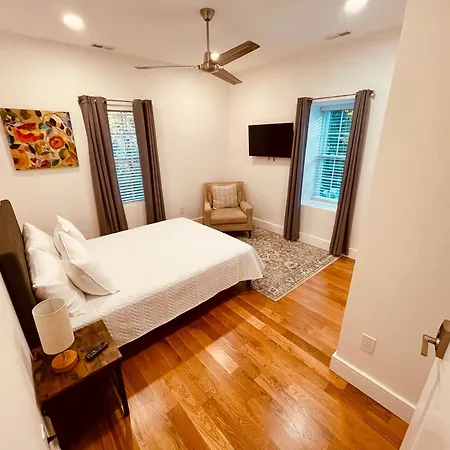 Apartment Perrin Place Unit 3 *