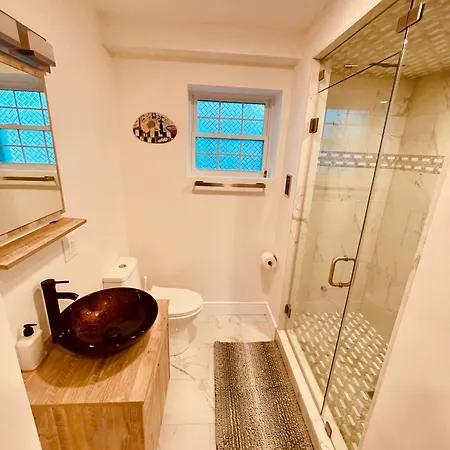 Perrin Place Unit 3 *