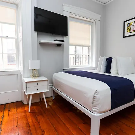 Charming & Stylish On Beacon Hill #12 3*
