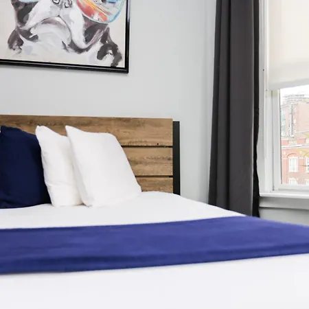 Charming On Boston's Iconic Newbury St. #8 Apartment Boston