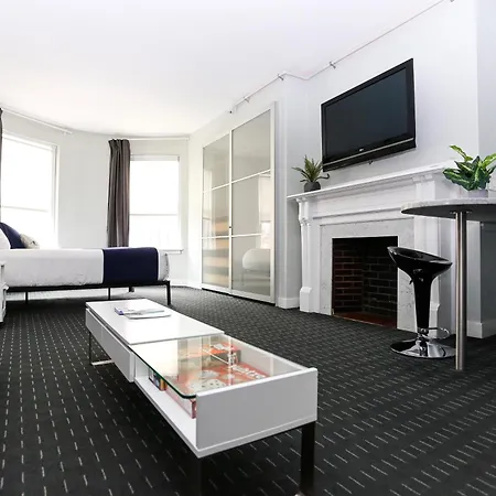 Charming On Boston's Iconic Newbury St. #8 Apartment Boston