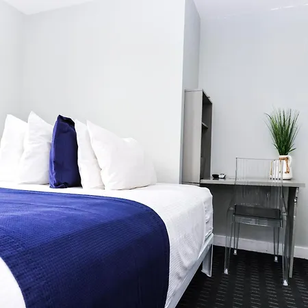 Cozy & Stylish Newbury Street Studio, #9