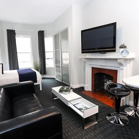 Apartment Stylish Newbury Street Studio, #2 Boston