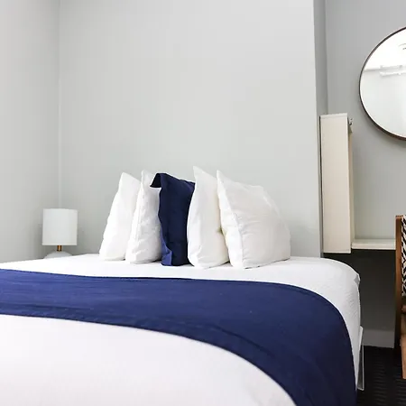 Cozy On Newbury Street, #1 Apartment Boston