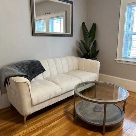 Apartment *cozy, Convenient Boston. Indulge, Deserve It* *