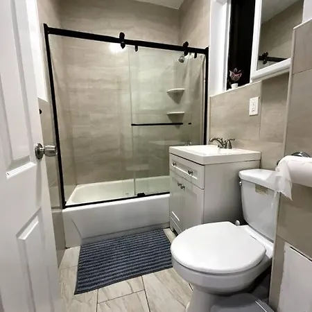 Holiday home Furnished 3-bed 1-bath Private Apt In South End Boston