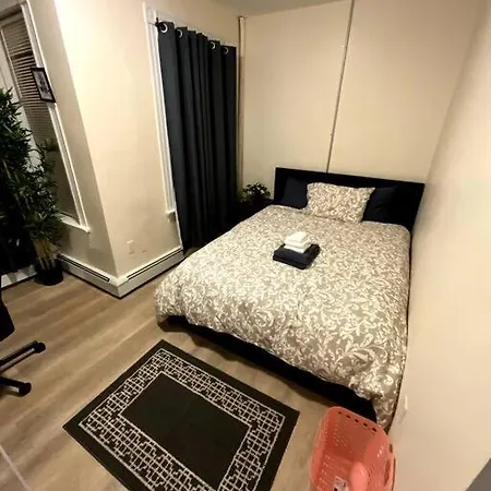 Furnished 3-bed 1-bath Private Apt In South End Boston