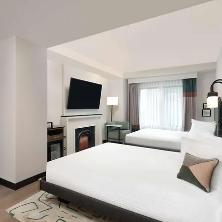 Pennyweight Boston, Curio Collection By Hilton 4*