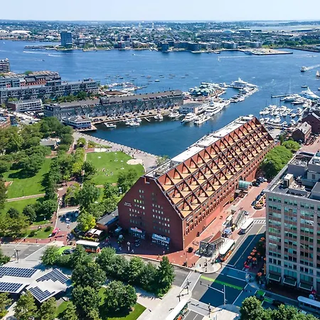 Hotel Marriott Long Wharf 4*