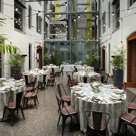 Hotel By Marriott Downtown Seaport Boston