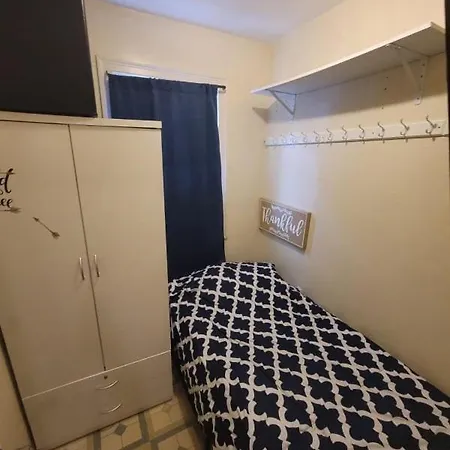Private Bedroom Near *