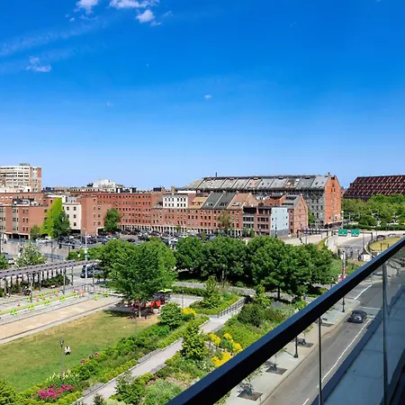 Canopy By Hilton Downtown 4*