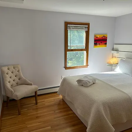 Single Family House - Super Quiet And Private Holiday home Boston