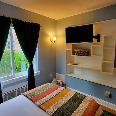 Unique & Peaceful Home, Ideal For 2026 World Cup Visitor, Free Parking Boston