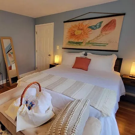 Apartment Unique & Peaceful Home, Ideal For 2026 World Cup Visitor, Free Parking