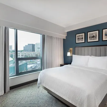 By Marriott Back Bay/fenway Hotel Boston
