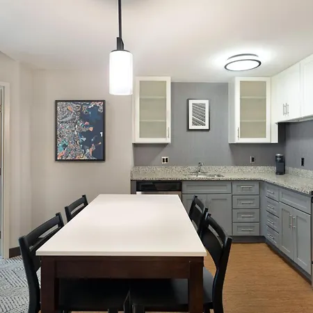 By Marriott Back Bay/fenway 3*