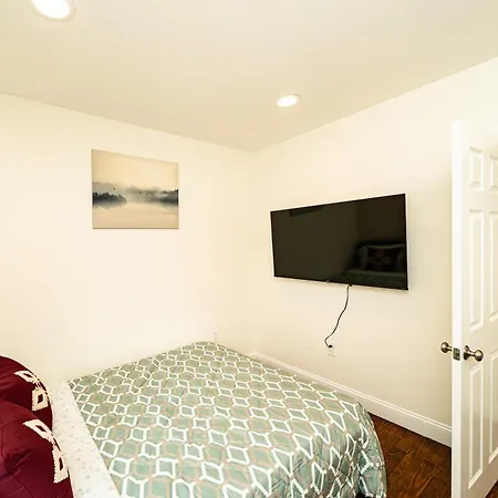 988 - 4br - Cozy Getaway Near Common * Boston