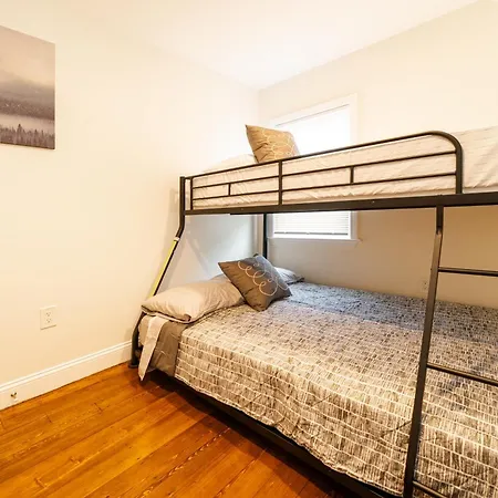 Apartment 988 - 4br - Cozy Getaway Near Common *