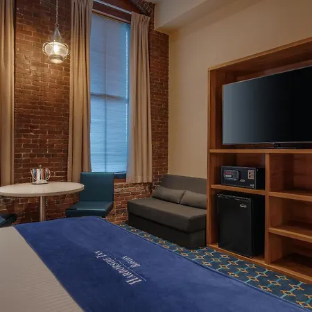Hotel Harborside 3*