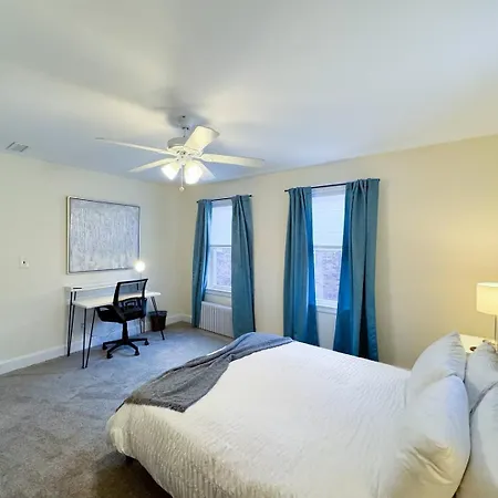 Spacious 3 Bed, In Unit Laundry, Free Prkng *