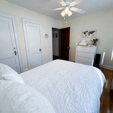 Spacious 3 Bed, In Unit Laundry, Free Prkng