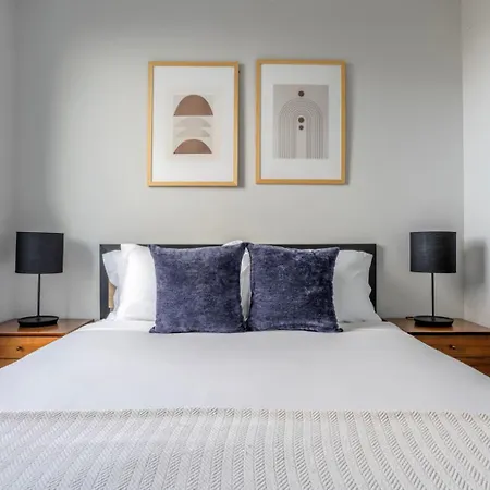Apartment Brighton 2br W Gym Wd Near Green Line Stop Bos-983 Boston