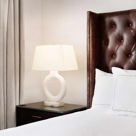 Hilton Park Plaza Hotel