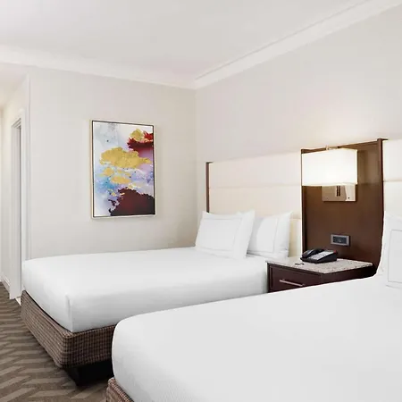 Hilton Park Plaza Hotel 4*