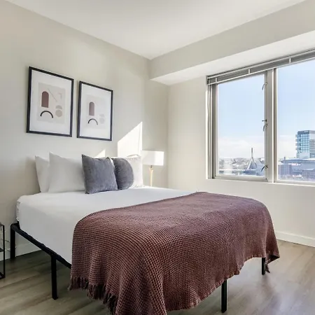 East Cambridge 1br W Gym Wd Near T Stop Bos-958 *