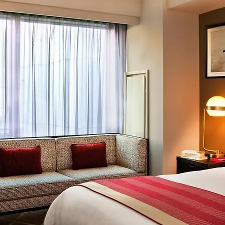 Commonwealth Hotel