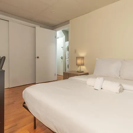 Apartment 3 Bed 1 Bath In Historic Building
