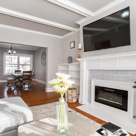 Elegant Two Bundle In Brookline Shared Apt *