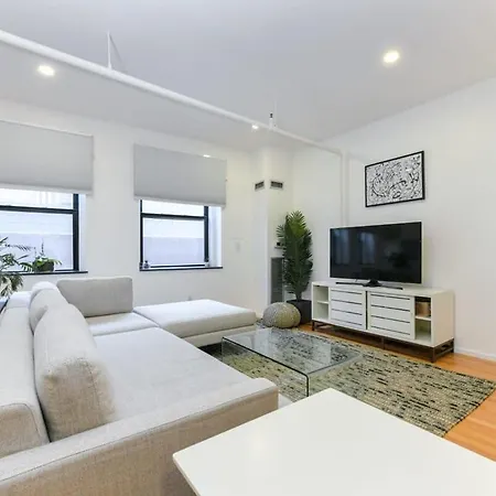 South End Hospitality: Downtown Crossing Large Lofted Location Boston