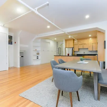 South End Hospitality: Downtown Crossing Large Lofted Location Apartment Boston