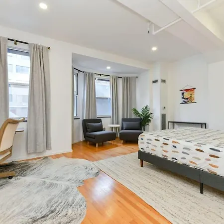 South End Hospitality: Downtown Crossing Large Lofted Location Apartment Boston