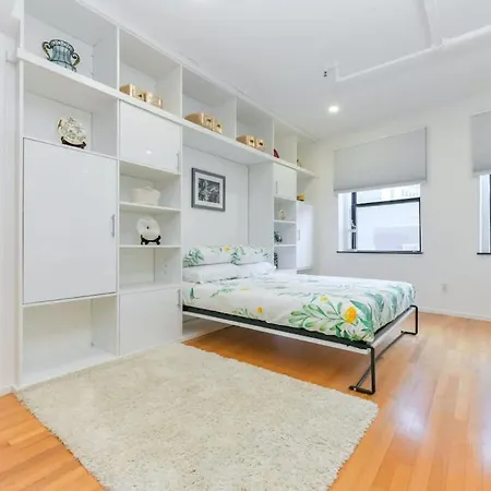 South End Hospitality: Downtown Crossing Large Lofted Location Apartment