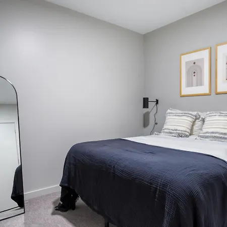 Brighton Jr 1br W Gym Laundry On The River Bos-999