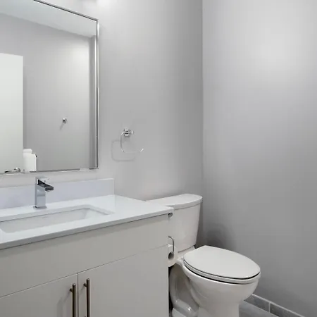 Brighton Jr 1br W Gym Laundry On The River Bos-999 * Boston