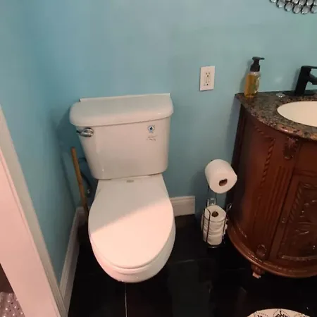 Private 1 Bedroom In