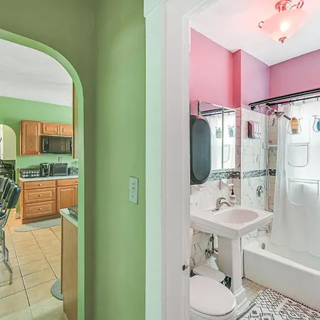 Vacation About 4 Mi To Fenway Park! Apartment *